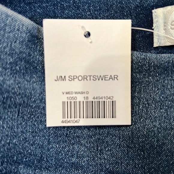 #272 ☑️EST. 1946 Denim Hi-Rise Skinny Crop Medium Denim Wash Capris Jeans - Picture 9 of 12